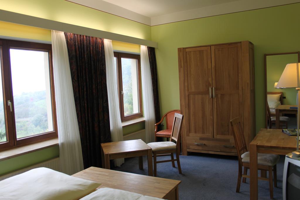 Hotel-Gasthof Die Post Brennerei Frankenhoehe Schillingsfürst Zewnętrze zdjęcie